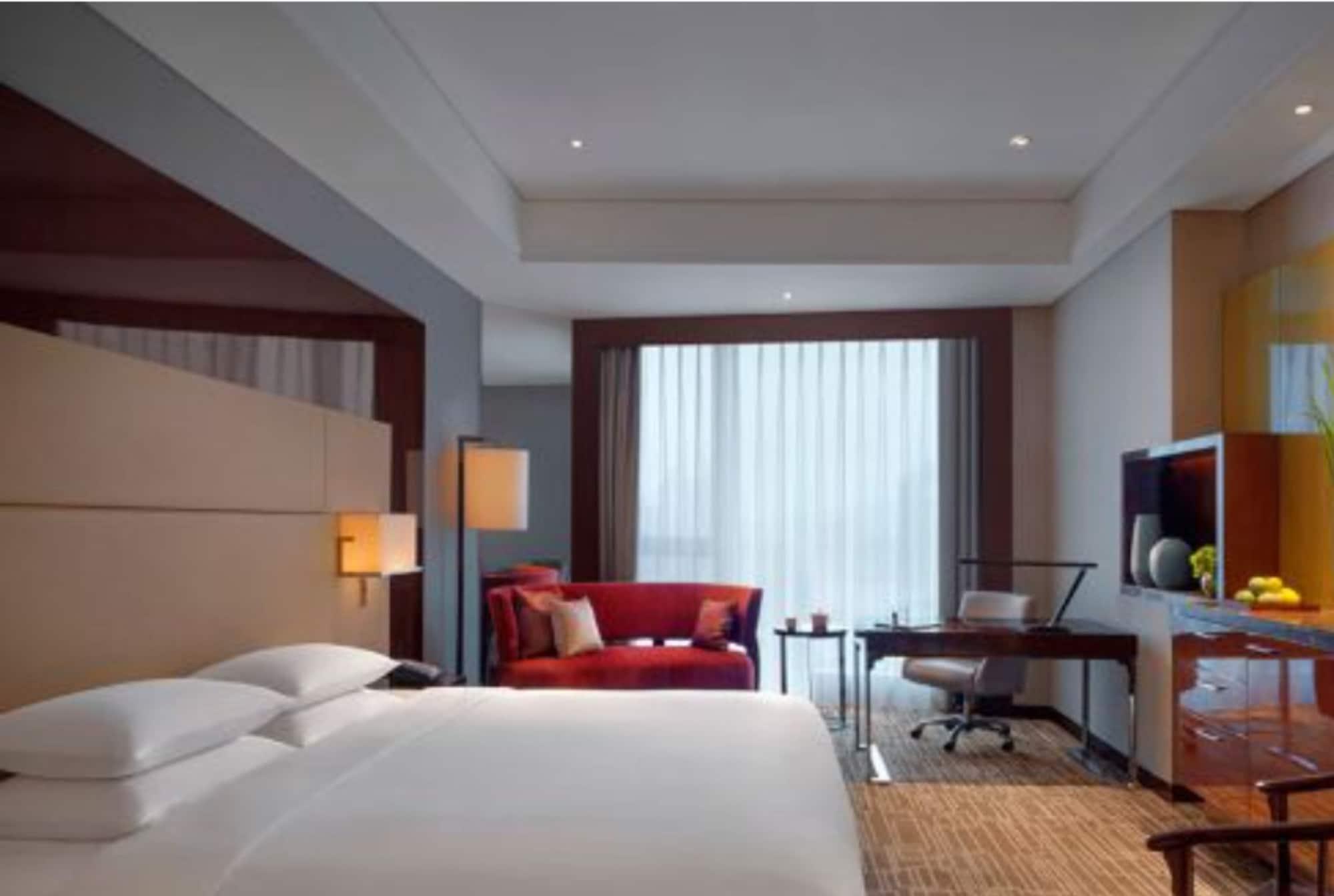 Hyatt Regency Jinan Hotel Exterior photo