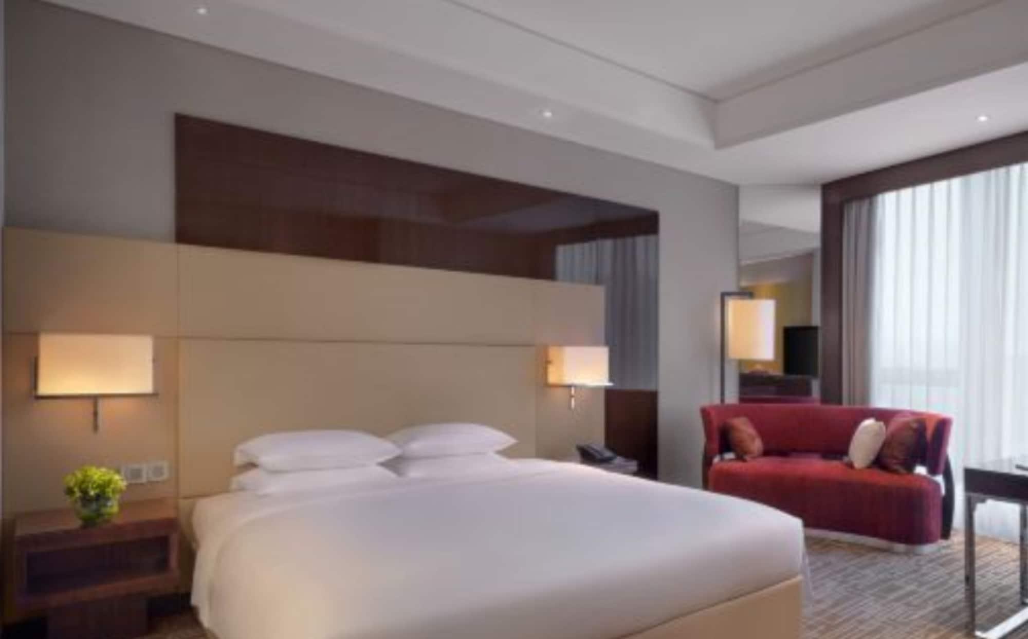 Hyatt Regency Jinan Hotel Exterior photo