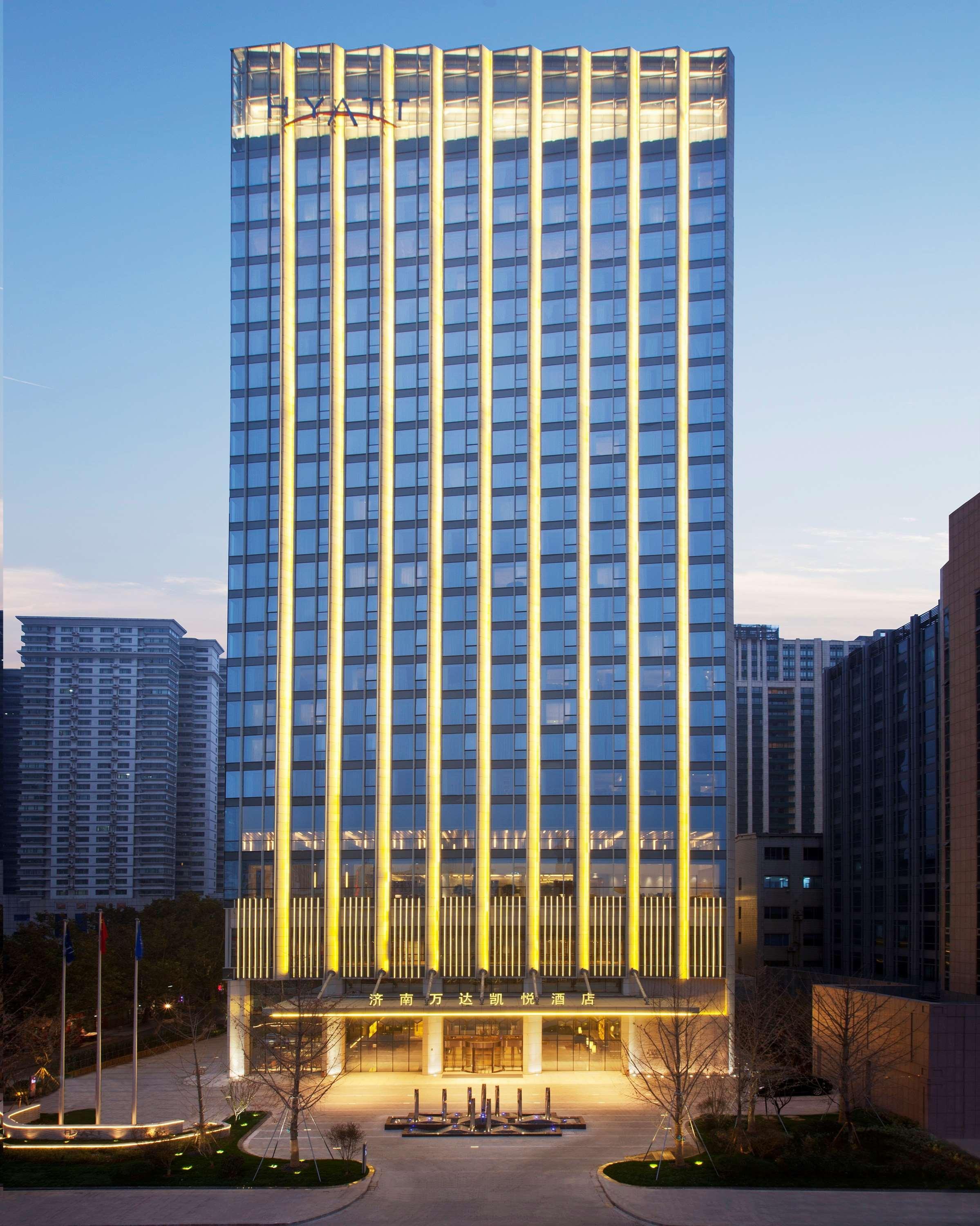 Hyatt Regency Jinan Hotel Exterior photo