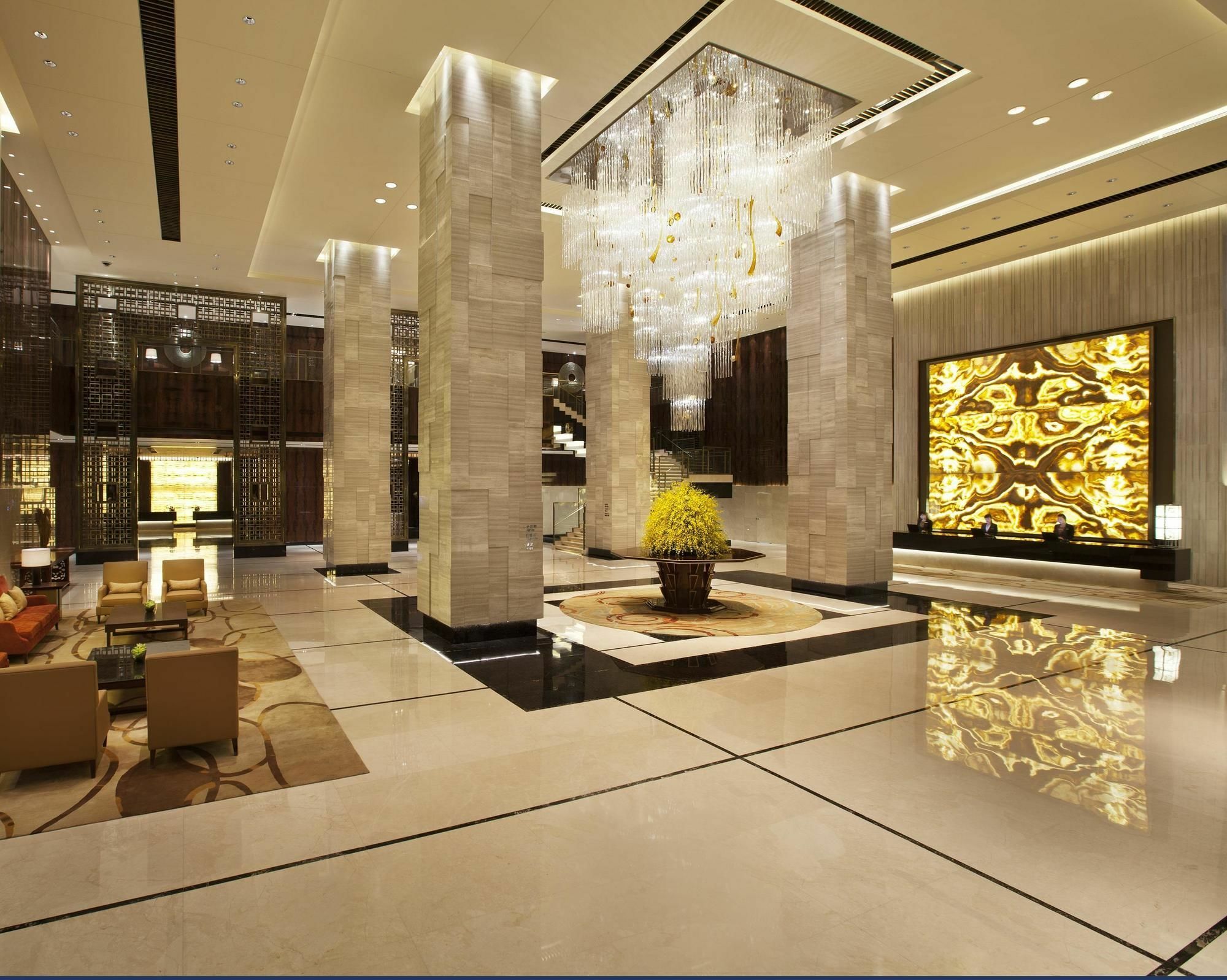 Hyatt Regency Jinan Hotel Exterior photo